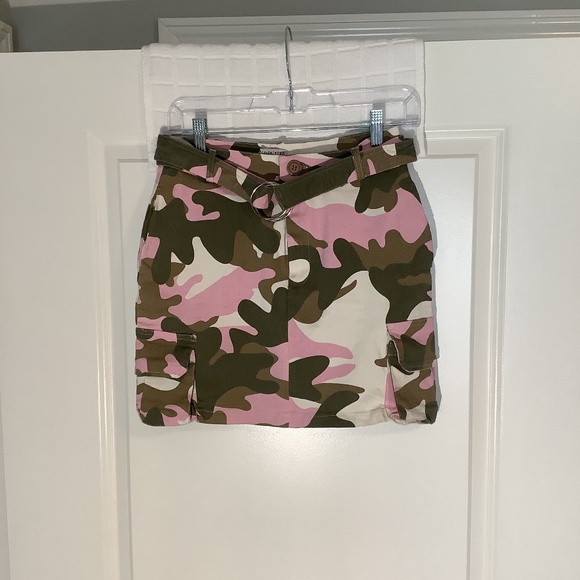 Fashion Nova Other - Fashion Nova Girls Camouflage Patten Skirt Army Green/Tan/ Pink Size L